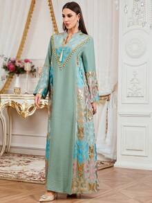 Solessence Women's Eid Mubarak New Embroidered Patchwork Gold Tassel Tie V-Neck Long Sleeve Robe With Pendant - Green - View 6