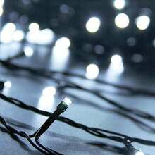 Luces navideñas de 800 LED con cable grueso, luz permanente + efecto intermitente blanco. Longitud: 66 metros. IP44 + conector para decoración de exteriores. Luces para árbol de Navidad para interior y exterior. Disponibles en 4 colores. Guirnalda de luces con enchufe resistente al agua. Decoración para festivales. Conector de extremo a extremo para conectar. Decoración para fiestas, bodas y festividades. En la caja se indica 1000 LED y 68 metros de longitud, pero en realidad son 800 LED y 66 metros de longitud.