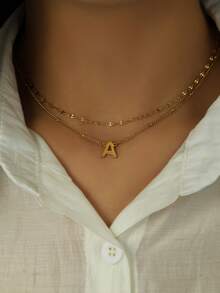 女士双层不锈钢项链，26个金银字母，欧美时尚风格，珠宝批发 - 金色 - 查看 3
