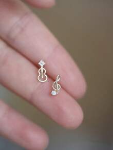 BALMORA 2 piezas de pendientes de plata de ley S925 con notas de violín de circonita, conjunto personalizado simple para mujeres, para uso diario, fiesta, festival de música, regalo