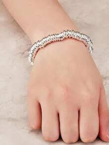 1 Piece Silver Wire Coil Women's Pendant Bracelet, Sweet And Fashionable Toggle Clasp OT Design, Elegant And Fashionable Jewelry - 銀色 - 查看 4