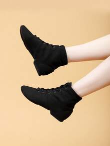 1.5cm Low Heel Soft Bottom Black Ballet Flats For Women, Lace-Up High Top Indoor Sports Shoes, Canvas Jazz Dance Shoes For Modern Dance, Salsa Dance Performance And Practice, Comfortable, Soft And Lightweight