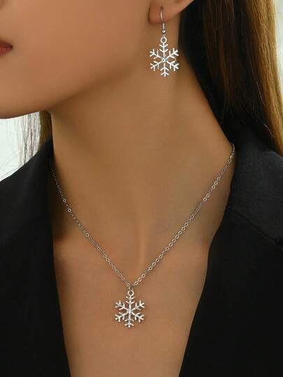 3pcs/Set Elegant Minimalist Snowflake Earrings, Snowflake Pendant Necklace Jewelry Set For Women, Suitable For Christmas Holiday Wear