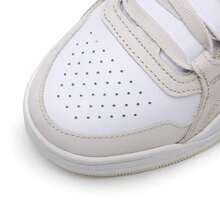 Under Armour 男女款低帮系带运动鞋 CURRY 88 轻便舒适运动休闲鞋 3028720-100 - 白色 - 查看 8