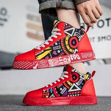 Zapatos casuales de skateboard de caña alta para hombres, rojos con estampado geométrico aleatorio, cómodos y versátiles con puntera redonda y cordones, para deportes al aire libre y senderismo, regalo de Navidad