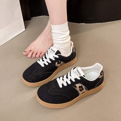 Women's Casual Sneakers, Lightweight & Versatile Outdoor Training Shoes, Fashionable Flat Sole Comfortable Daily Casual Shoes