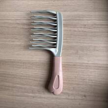 一套双齿宽齿发梳，适合长卷发和蓬松发型 - 时尚的黑色和浅蓝色发梳，ABS手柄，非常适合卷发造型和居家按摩，是送给朋友的理想节日礼物，时尚护发 | 优雅发梳 | 耐用ABS手柄