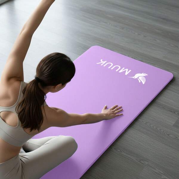 MUUK FITNESS Tapete de Yoga Foamy Antideslizante 150 x 59 cm | Esterilla Ligera de 8 mm con Correa de Transporte| Almohadilla para Rodillas y Codos | Material EVA Resistente, Ligero y Cómodo | Ideal para Ejercicio en Casa, Gimnasio, Parque, Viajes, Meditación y Estiramientos