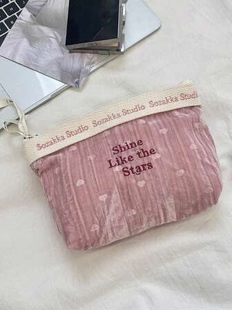 حقيبة مستحضرات تجميل مخملية عالية الجودة بتطريز، حقيبة تخزين مستحضرات التجميل، منظم حقيبة مستحضرات التجميل للسفر، ضروريات السفر للعطلات والإجازات، حقيبة مستحضرات التجميل، منظم مستحضرات التجميل، حقيبة سفر للنساء