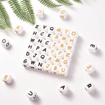 10pcs 12mm Simple Style White Base Black Letter + White Base Gold Letter Silicone Beads, DIY Jewelry Making Initial Letter Festival Gift Decorative Beads