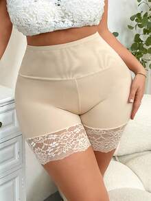 Plus Size Women's Lace Patchwork Waist Shaping Hip Shorts, Comfortable And Skin-Friendly Tummy Control Panties - Beige - View 2