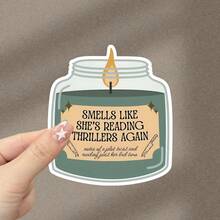 Nhãn dán vinyl cho hộp đựng Kindle, xe đẩy sách, nhật ký đọc sách và quán cà phê - "Mùi như thể cô ấy lại đọc truyện kinh dị" - Lý tưởng cho những người yêu sách, người hâm mộ tiểu thuyết tội phạm và những nữ hoàng bí ẩn lạc vào những âm mưu hấp dẫn, dành cho phụ kiện hộp đựng Kindle | Thiết kế vui tươi | Nhãn dán vinyl - Nhiều màu - Xem 2