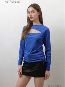 Top cu mânecă lungă, decupaj frontal și legături laterale. Eleganță și unicitate. - Albastru - Vizualizare 2