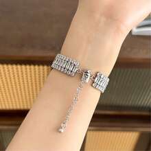 1pc Women's Girl's Square Diamond Metal Watch Bracelet Strap Compatible With Apple Watch Band 38mm 40mm 41mm 42mm 44mm 46mm 45mm 49mm Compatible With Iwatch Series Ultra 3 2 1SE 10 9 8 7 6 5 4 3 2 1 Apple Watch Accessories(Without Watch))