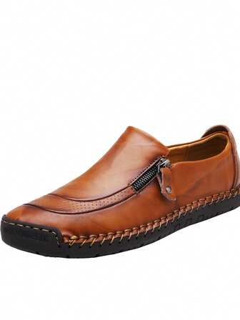 2025 New Vintage Slip-On Loafers Men's Handmade Comfortable Versatile Plus Size Moccasins, Outdoor Casual Leather Shoes With Rivets, Suitable For Outdoor, Party, Office, Wedding, School, Holiday, All Seasons