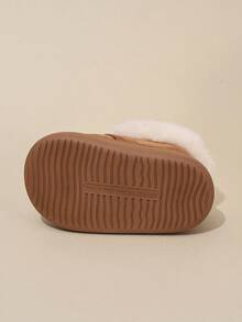 1 Pair Faux Suede Thermal Lined Children's Sports Shoes, Winter New Girls Warm Anti-Slip Toddler Shoes - Brown - View 6