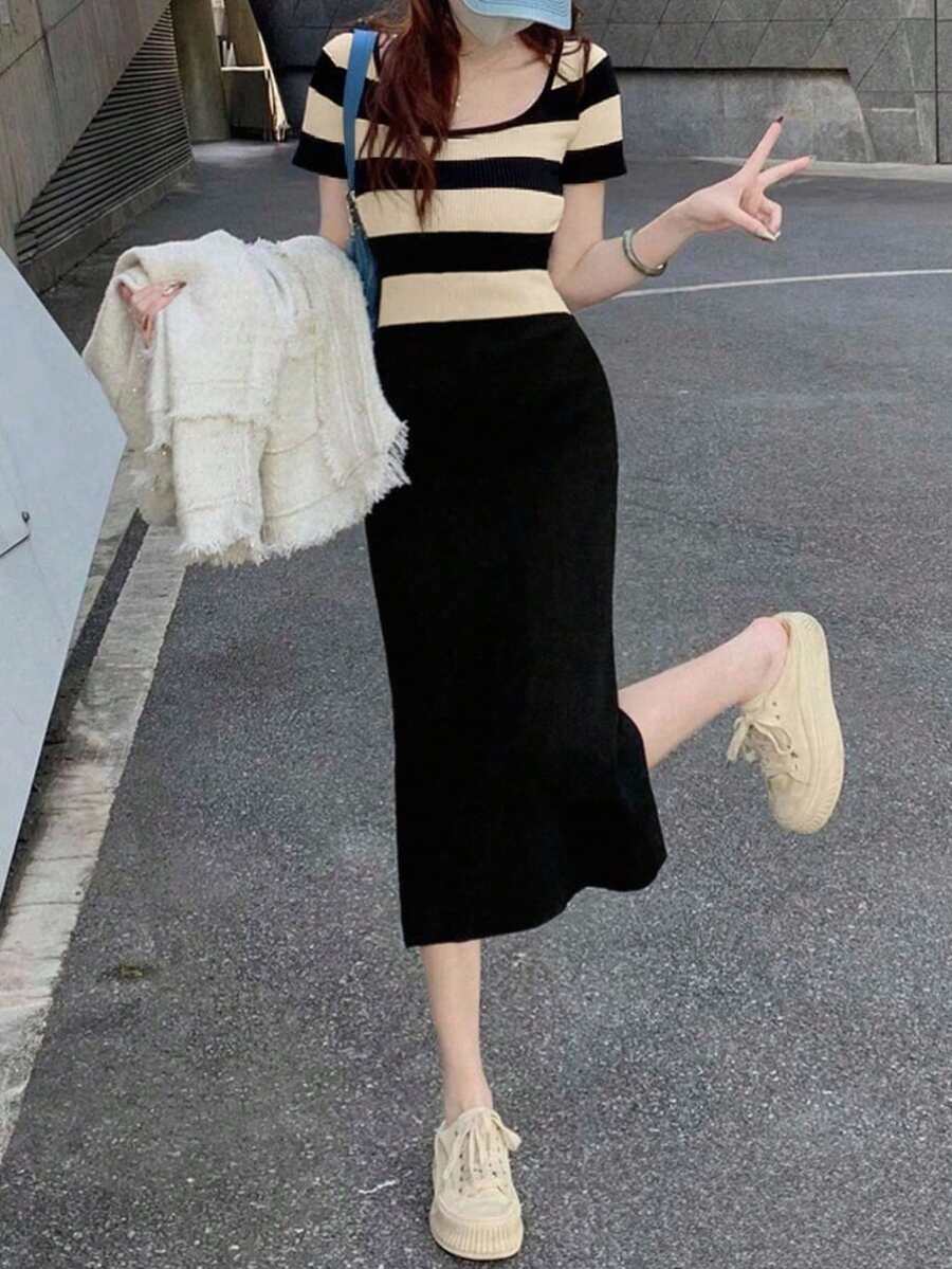 女款對比條紋圓領短袖中長版修身羅紋開衩休閒針織洋裝，春夏黑色 - 黑色 - 查看 1