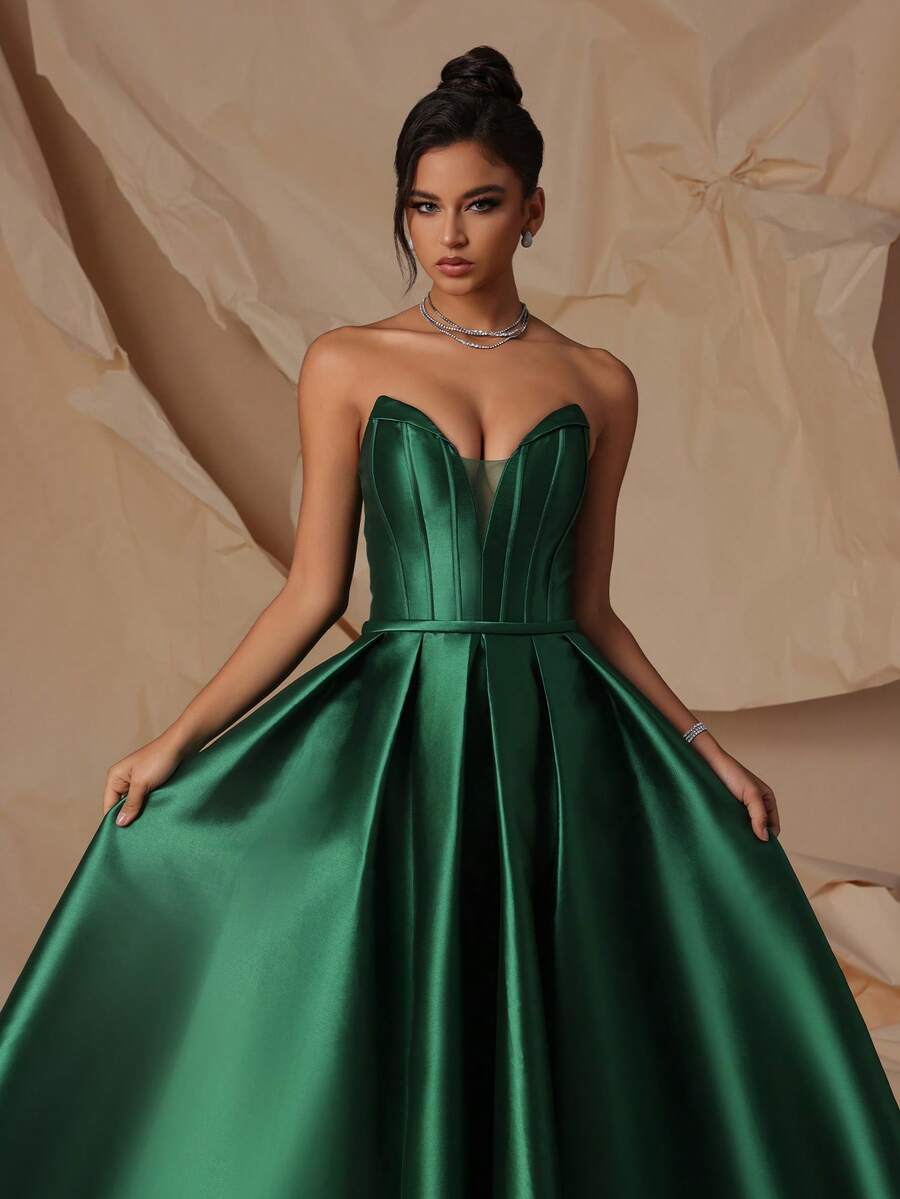 VIPGIRL Elegante vestido de satén verde sin tirantes con silueta evasé para mujeres, vestido de noche formal largo para baile de graduación - Verde - Ver 1