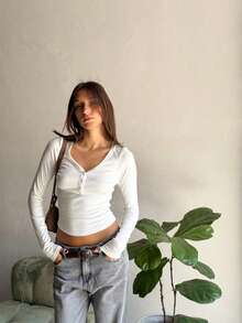 Womens Slim Fit Henley Shirts Long Sleeve V Neck Button Down Casual Tops - 白色 - 查看 2