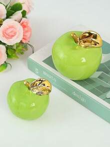 1 pièce Décoration de pomme en céramique pour Noël, décoration de bureau et de salon pour la maison. Artisanat parfait pour la vitrine de magasin et cadeau de Noël surprenant