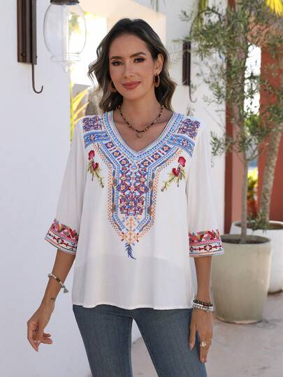 Blusa bordada de cuello en V para mujer, manga 3/4, tela ligera sin estiramiento, blanca de primavera