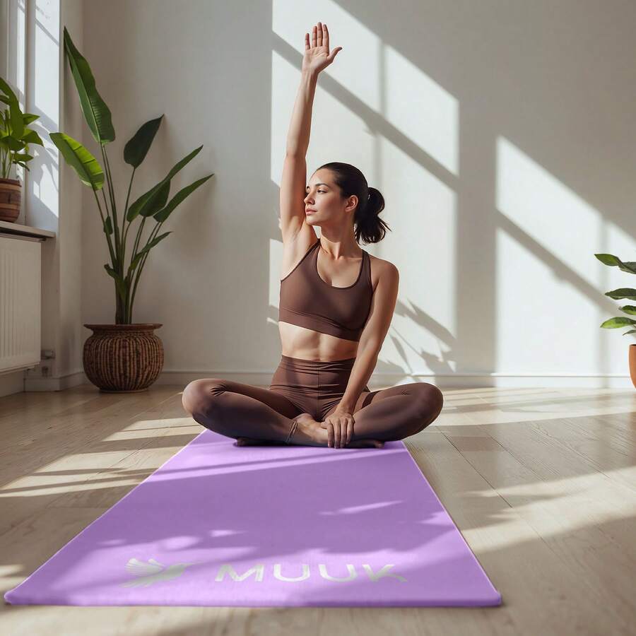 MUUK FITNESS Tapete de Yoga Foamy Antideslizante 150 x 59 cm | Esterilla Ligera de 8 mm con Correa de Transporte, Resistente y Cómoda | Ideal para Ejercicio en Casa, Gimnasio, Parque, Viajes, Meditación y Estiramientos