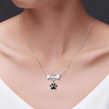 Cute Enamel Dog Bone Paw Pendant Necklace For Women Simple Collarbone Chain Necklace Girls Birthday GIfts - 銀色 - 查看 5