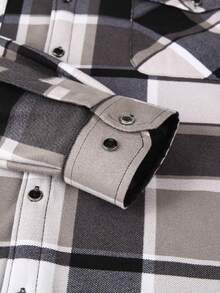 1pc Men's Plaid Button-Down Collar Long Sleeve Shacket With Chest Pocket, Regular Fit, Thermal Lined, Thickened Button-Up Sherpa Warm Flannel Shacket, Fall/Winter - Grey - View 5