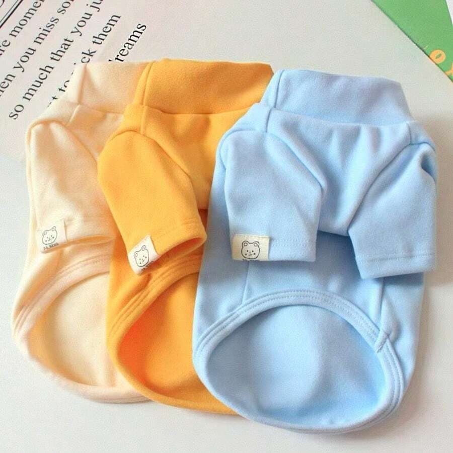 Camisa de forro polar para perros para otoño e invierno, adecuada para osos de peluche, bichones, pomeranos y otros perros pequeños, así como gatos. Es un estilo de invierno cálido, interior y ajustado, adorable