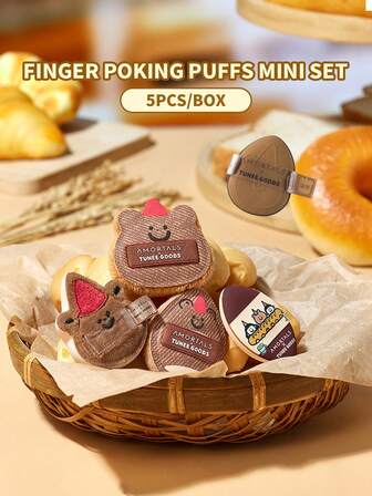 Amortals X TUNEE GOODS Set de 5 esponjas de maquillaje en forma de pan, diseño de oso lindo, para uso seco y húmedo, adecuado para principiantes, artistas de maquillaje, chicas lindas, novias, regalos para el Día de San Valentín, Navidad, Halloween, Acción de Gracias, Graduación, Cumpleaños, Y2K, cosméticos de marca de moda para mujeres, fiesta de belleza, playa, viaje, campamento, escuela, celebración, regalos decorativos, cosplay de chica rosa, atmósfera de maquillaje de alta calidad, barato, relleno de calcetines, maquillaje, herramientas de maquillaje, cosas baratas, regalos, regalos para mujeres, regalos de Navidad