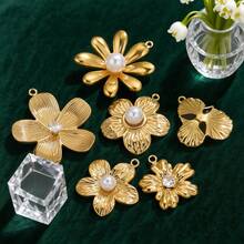 1/5-Piece 304 Stainless Steel Fashion Minimalist Cherry Blossom Inlaid With Synthetic Crystal Pearl Pendant, Featuring 18K Gold-Plated Finish. Lightweight And Elegant Floral Design, Suitable For Car Key Charms, Birthday Or Festive Gifts, Valentine's Day Gift Bags For Couples, Ladies' Stainless Steel Jewellery Pendant DIY Accessories, Or Pendant Necklaces.