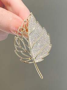 1pc Elegant Luxury Crystal Feather Brooch Pin, High-End Chic Accessory For Suits, Qipao, Shawls And Other Outfits Dress Accessories Pin For Clothes Bag Charm School Office Accessories Shirts Jacket Jewelry Halloween Clothes Pin Funny Cute Teacher Gifts00 Costume Accessories Bag Charms - Multicolor - View 7