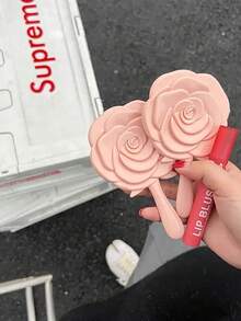 1 buc oglindă portabilă cu flori de trandafir pentru fete, oglindă mică de machiaj, portabilă, mini oglindă de machiaj, portabilă pentru studenți, oglindă mică portabilă pentru machiaj de nuntă, oglindă portabilă pentru domnișoare de onoare, oglindă de machiaj zilnică