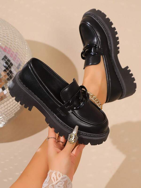 Femmes Mocassins à semelle épaisse, Plates-formes noires polyvalentes et pratiques pour le trajet domicile-travail avec boucle à chaîne décorative, Chaussures  noir de style britannique rétro unicolore, Chaussures plates Babies décontractées à talon moyen, plateforme imperméable augmentant la hauteur, bout rond, Glissant