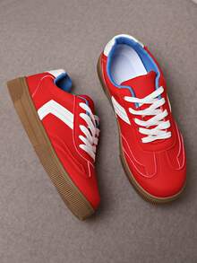 1 Pair Women Round Toe Lace-Up Sneakers, Versatile Comfortable Flat Low-Top Casual Trainers - Red - View 4