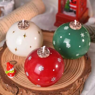 ¡Un imprescindible para el ambiente navideño! Bola de nieve con vela: se ve genial en cualquier lugar y te hace quedar como una persona considerada cuando lo regalas.
