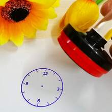 Con dấu đồng hồ tròn lớn, Con dấu thời gian, Đồ dùng giảng dạy, Đồ dùng văn phòng, Con dấu khen thưởng giáo viên, Con dấu bài tập về nhà, Con dấu thời gian, Hiệu quả và di động, Quản lý thời gian, Đồ dùng văn phòng và giáo dục, Chất liệu ABS, Công cụ khen thưởng lý tưởng - Thiết kế hiệu quả và di động, Dễ dàng điền - Một cỡ - Xem 13
