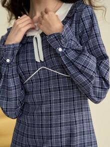 Simple Retro 女士休闲圆领蝴蝶结撞色格纹优雅长袖连衣裙，秋冬款 - 藍色 - 查看 3