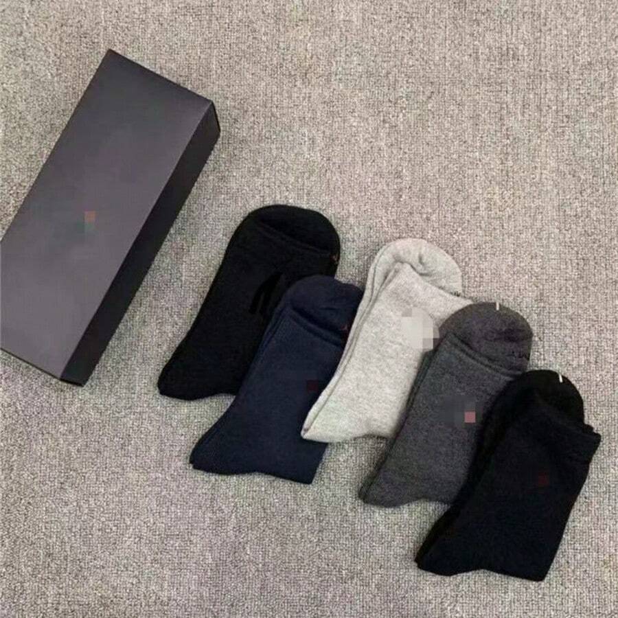 Calze alla caviglia da uomo in modal, confortevoli, traspiranti e morbide, colore unito, adatte per il tempo libero e lo sport