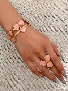 Bộ 2 vòng tay và nhẫn hoa nhiều lớp tinh dầu nhỏ giọt thanh lịch, thích hợp cho phụ nữ đeo khi đi dự tiệc và đi nghỉ - Hồng - Xem 8
