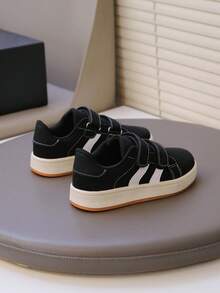 新款儿童魔术贴运动鞋、女童运动鞋、男童休闲鞋