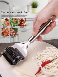 1 pieza Máquina para hacer pasta de acero inoxidable, cortador de fideos, rodillo de masa, máquina para hacer pasta italiana, cortador de masa manual, prensa de pasta, herramienta de cocina - Color aleatorio, gran regalo para el Día del Padre, Día de la Madre, amigos, novio/novia, familia, maestro, compañero de trabajo, Halloween, Navidad, regalos de Halloween