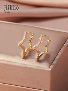 Hihho 2 件闪亮透明白色方晶锆石嵌入式光滑五角星方晶锆石环状耳环，适合女士日常佩戴，节日派对礼物 - 金色 - 查看 8