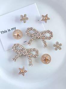 Fashionable Girl Style Clogs Shoes Charms Set - Bow, Dollar Sign, Star & Flower Decor, Shiny Clogs Shoes Accessories - Gold Bow Suit - View 3