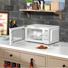 Mainstays 0.7 Cu Ft Countertop Microwave Oven, 700 Watts, White, Child Safety Lock