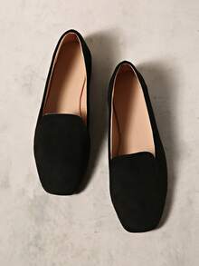 2025 Jesienne damskie płaskie buty wsuwane z kwadratowym noskiem i miękką podeszwą, modne uniwersalne mokasyny, codzienne płaskie buty w stylu retro w stylu amerykańskim, eleganckie buty do biura w kolorze czarnym, brązowym, zamszowe, wygodne buty typu Mary Jane do noszenia na zewnątrz, odpowiednie na co dzień, na plażę, na imprezę, do pracy i na każdą porę roku