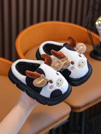 A Pair Of Cute Cartoon Cows 2025 New Children's Autumn And Winter Plush Warm Slippers, Casual, Comfortable, Non Slip Soft Bottom Home Slippers