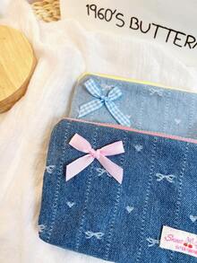 1 Piece Cute Square Coin Purse With Denim Bow Pattern Mini Lipstick Organizer Bag With Detachable Bow Pendant Portable Cosmetics Bag Soft Fabric Sanitary Napkin Organizer Bag Fashionable Clutch Pouch Wallet Small Items Storage Bag For Key, Earphone, Coin, Lipstick, Lip Oil, Card, Girls'Accessories College Vacation Cruise Summer Holiday Essentials Organizer Bag With Zipper Women's Makeup Storage Bag