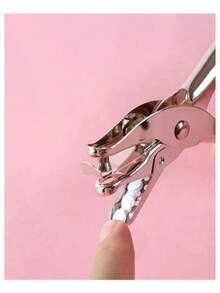 Perforadora de papel, perforadora de un solo orificio, adecuada para manualidades de bricolaje como tela, piel, cinturón, plástico, acrílico, lienzo, ante, papel, cartón, etc. Se puede usar como repuesto, reemplazo o compartir con amigos. Útiles escolares, temporada de regreso a clases