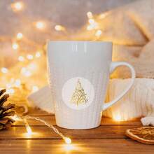 ملصقات ذهبية، لاصقة ذاتية، لفة ملصقات عيد الميلاد - ختم ذهبي، أحجام وأنماط متنوعة، ديكورية للأماكن والجدران والخزائن والخزانات والطاولات والكتب والأكواب والحقائب، تتضمن 6 تصاميم (شجرة عيد الميلاد والنجوم والتحيات)، مناسبة لتغليف الهدايا والبطاقات والمظاريف وديكور عيد الميلاد DIY، ملصقات معدنية ذاتية اللصق عالية الجودة، ملصقات ديكورية لسانتا كلوز